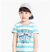 童趣新天地 探訪新昌縣城關博士娃童裝店